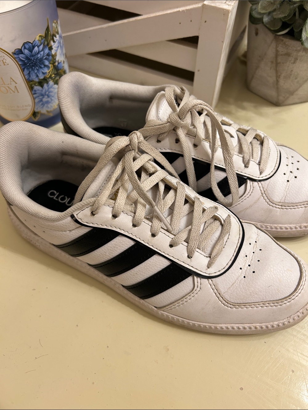 adidas White Sneakers with Black Stripes - Classic Low-Top